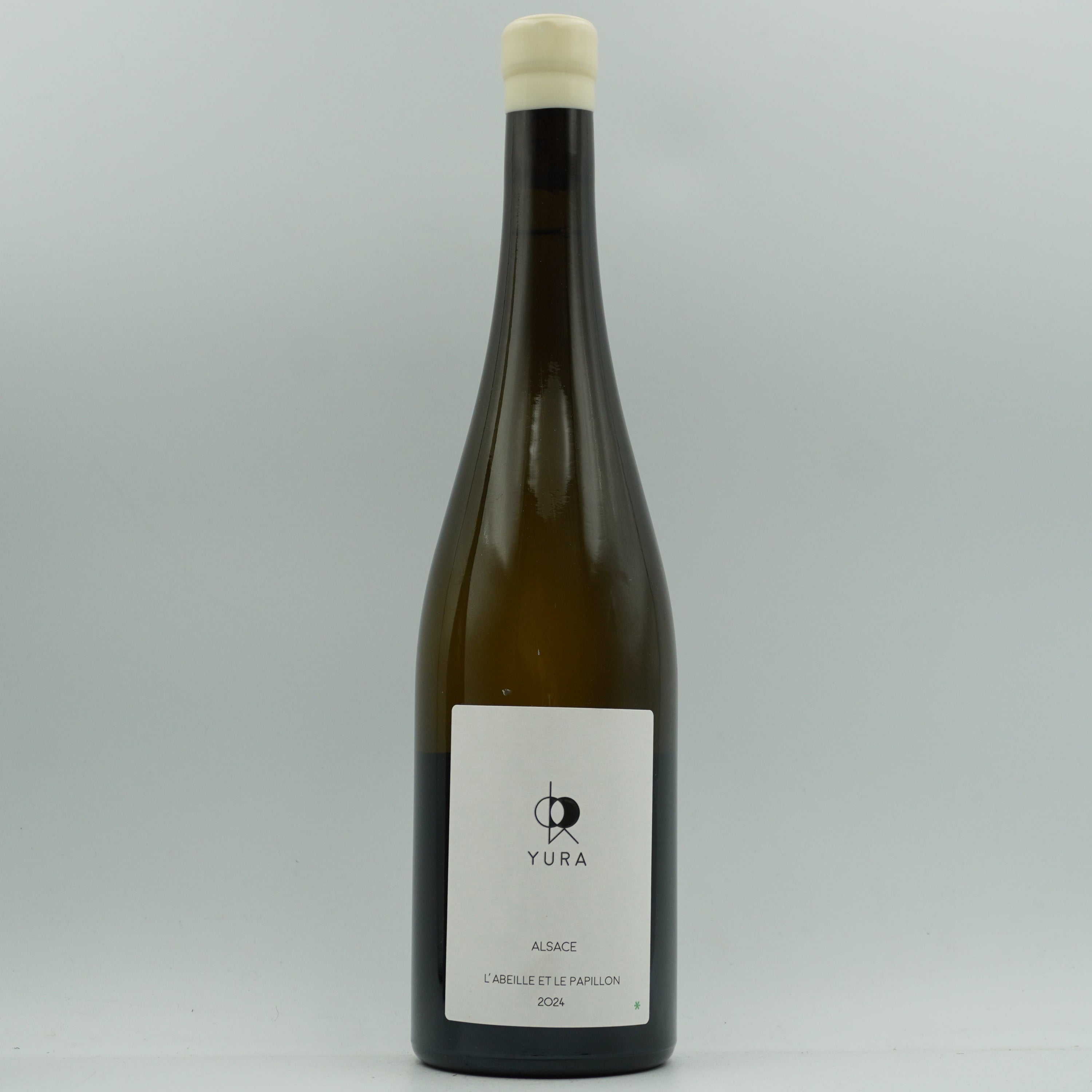 Yura, 'Abeille et le Papillon' 2024